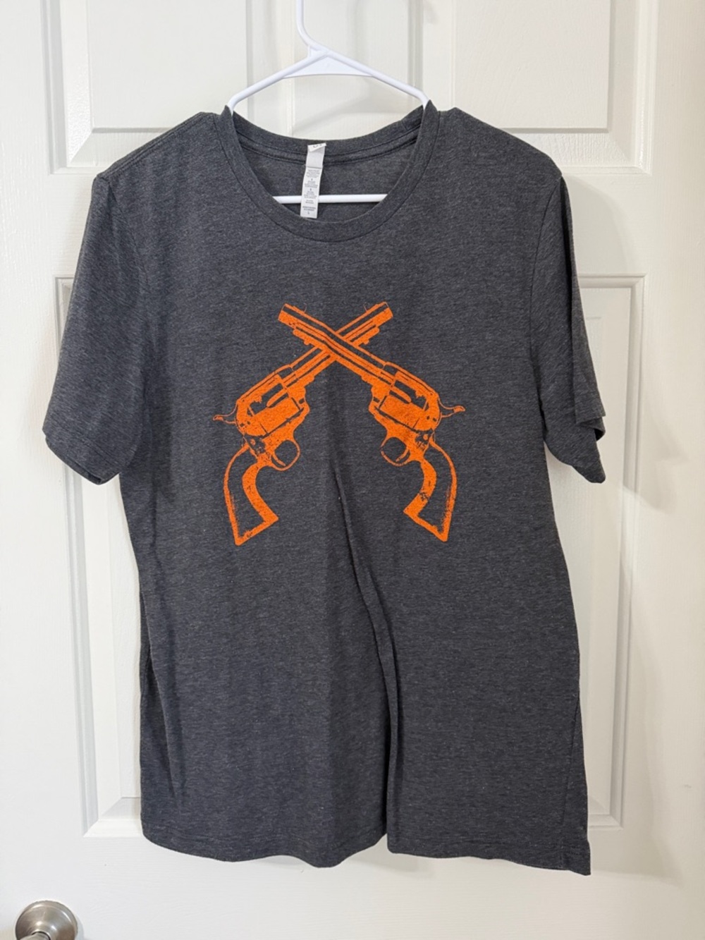 Heathered Charcoal Okstate "Pistols Firing" short sleeve tee